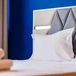 Guestready - Tyler House In