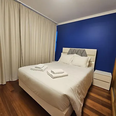 Tyler House * פונשל