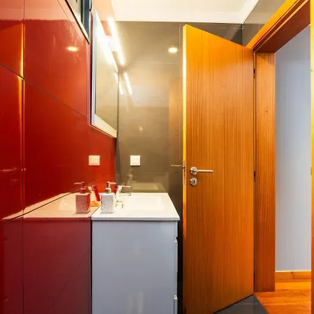 בית הארחה Guestready - Tyler House In 3*